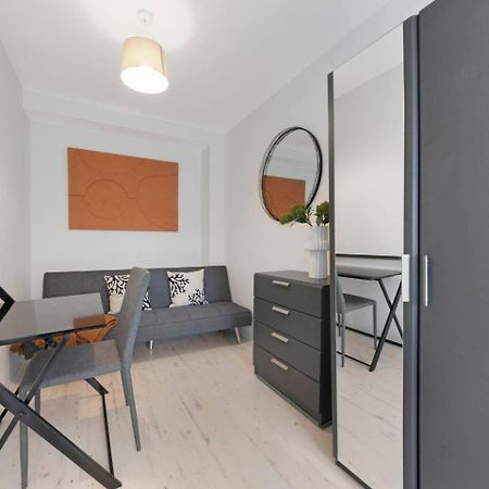 2 Bed Apartment- Finsbury Park Station B Londyn Zewnętrze zdjęcie