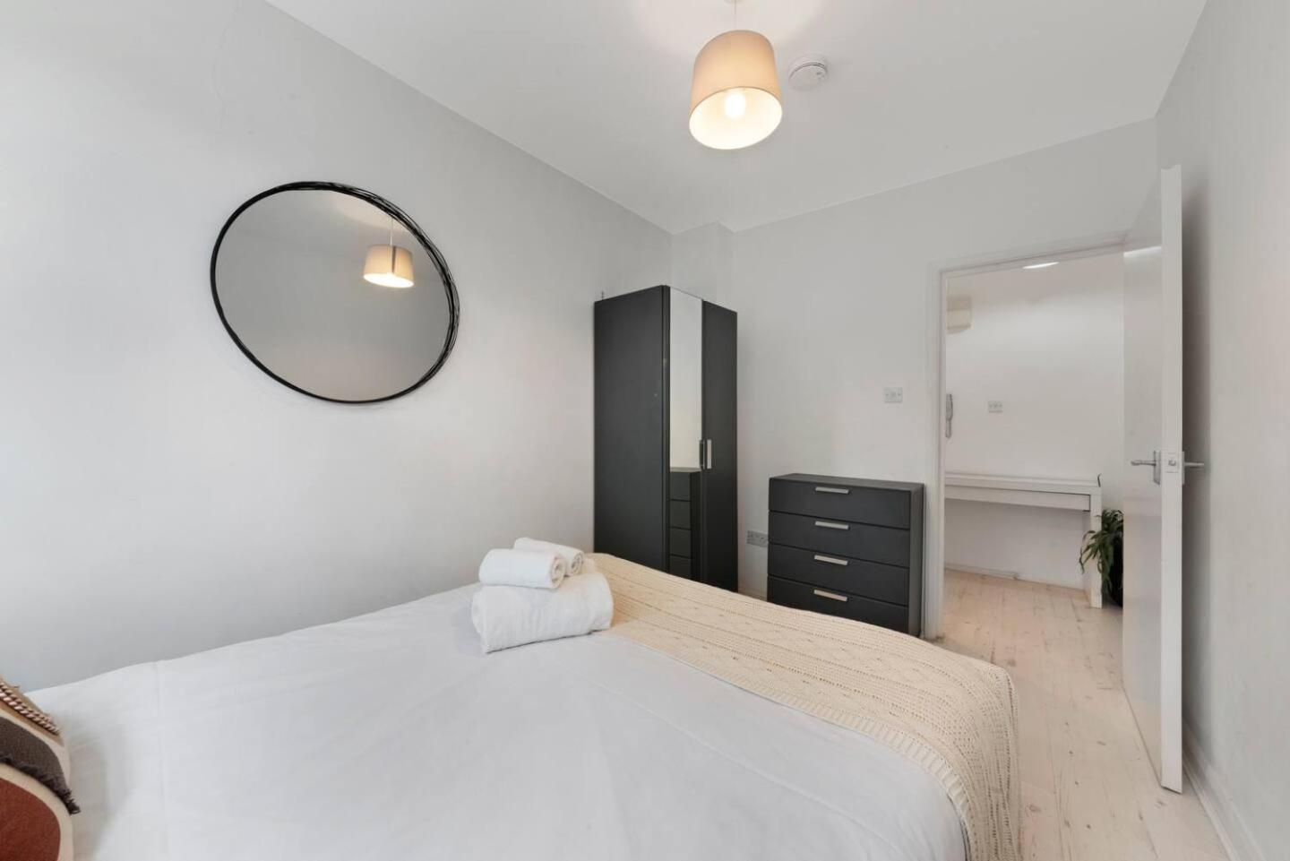2 Bed Apartment- Finsbury Park Station B Londyn Zewnętrze zdjęcie